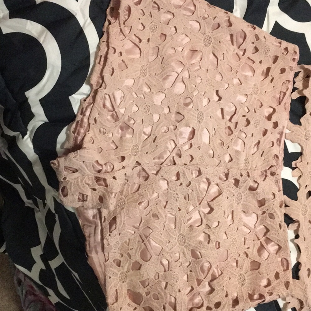 Two piece - Picture 2 of 3